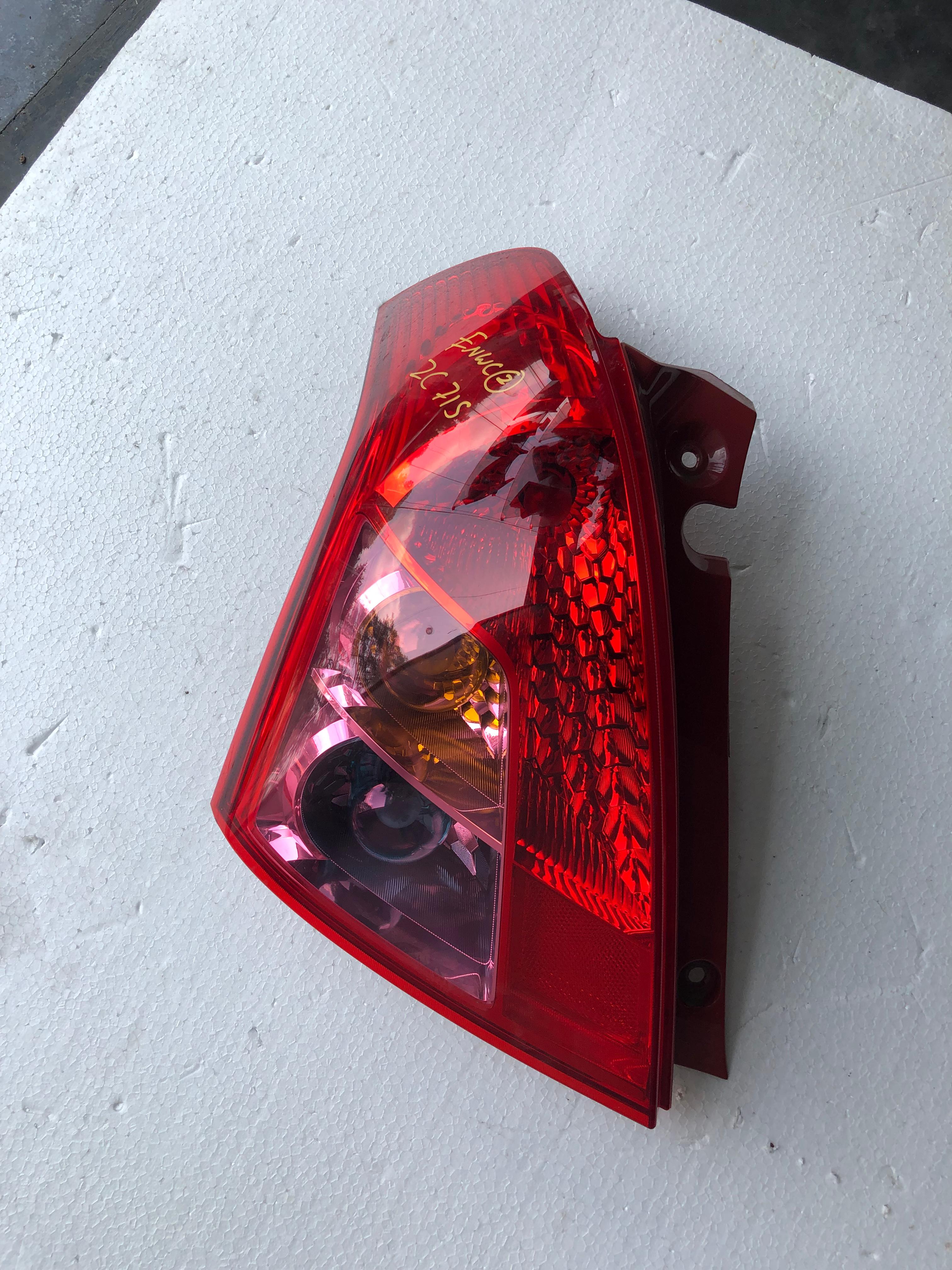 Tail lamp SUZUKI SWIFT ZC71S L/H