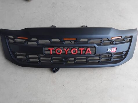 Front Grill GR TOYOTA HILUX CHAMP